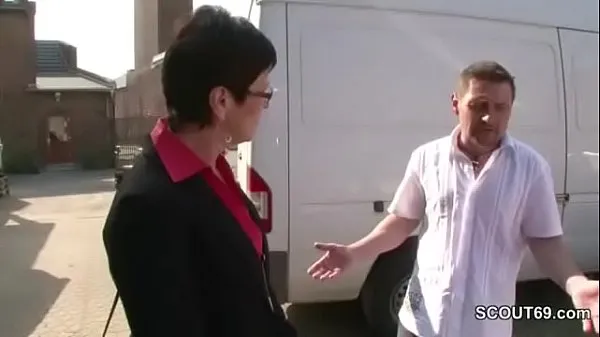 Segar German Short Hair Mature Bailiff Seduce to Fuck Outdoor on Car by Big Dick Client Tiub saya