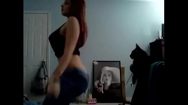 Φρέσκο Millie Acera Twerking my ass while playing with my pussy σωλήνα μου