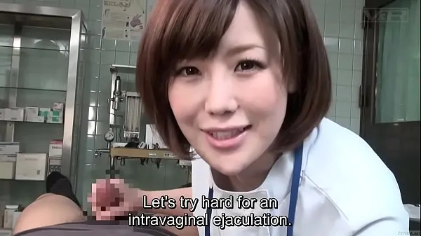 Segar Subtitled CFNM Japanese female doctor gives patient handjob Tube saya