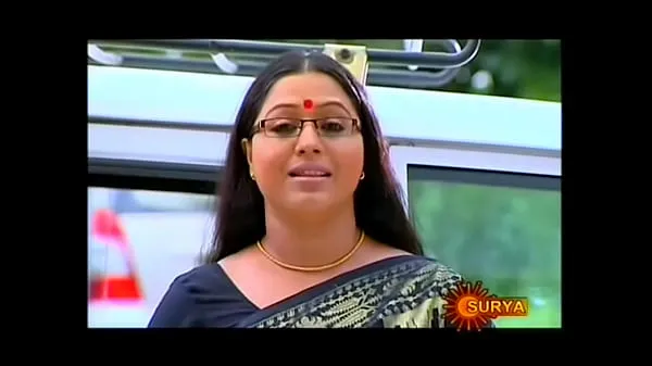 Frisk Mallu Serial Actress Lakshmi Priya Navel Through Saree mit rør