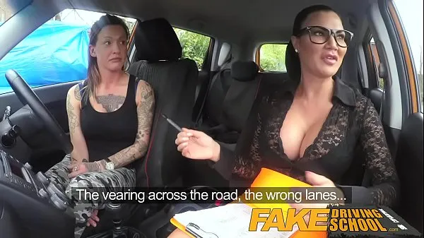 Čerstvé Fake Driving School Sexy strap on fun for new big tits driver mojej trubice