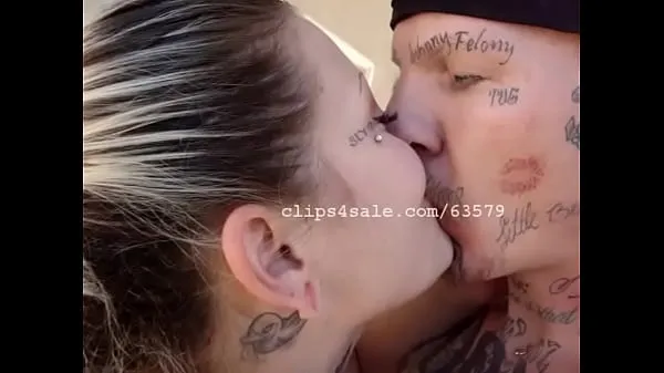 Čerstvé SV Kissing Video 3 mé trubici