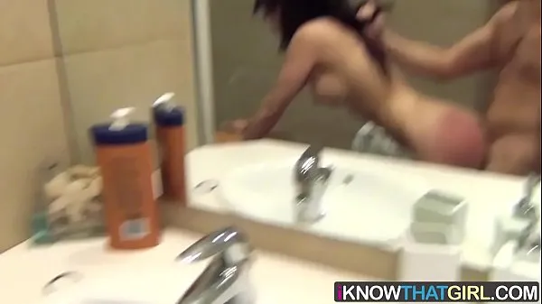 Tüpümün I Know That Girl - Veronica Takes a Cum Shower starring Veronica Vice taze