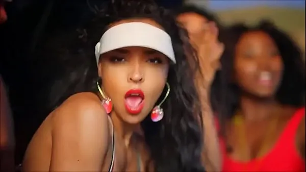 Friss Tinashe - Superlove - Official x-rated music video -CONTRAVIUS-PMVS a csövem