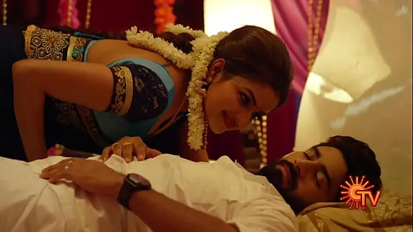 Tüpümün Nandhini Serial Nithya Ram Hot Seducing Moves with Cleavage Show taze