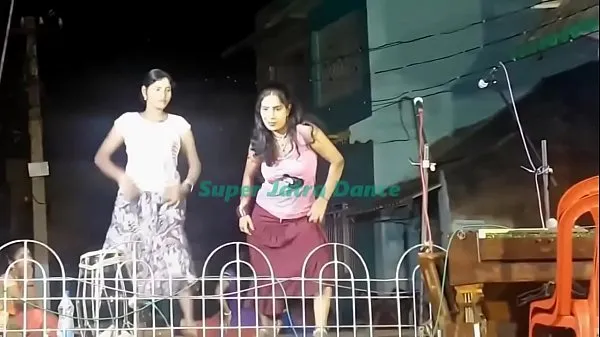 मेरी ट्यूब See what kind of dance is done on the stage at night !! Super Jatra recording dance !! Bangla Village ja ताजा