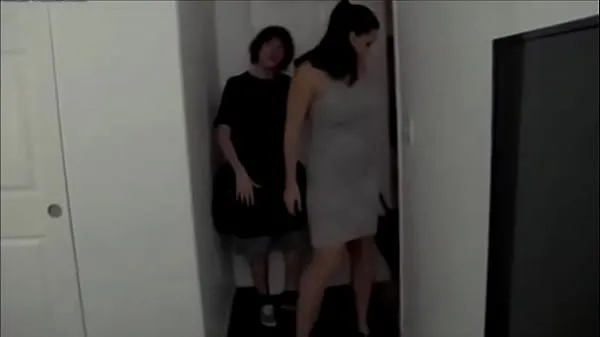 내 튜브Movie with subtitles The step son and his mother in the hotel 신선합니다