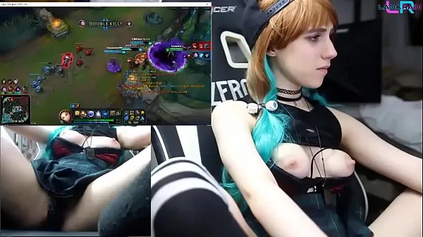 Frisk Teen Playing League of Legends with an Ohmibod 2/2 min Tube
