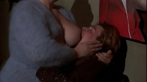 Tüpümün Horny busty milf getting her tits sucked by teen boy taze