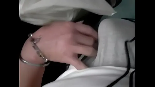 Tüpümün Incredible Groping Woman Touches dick in train taze