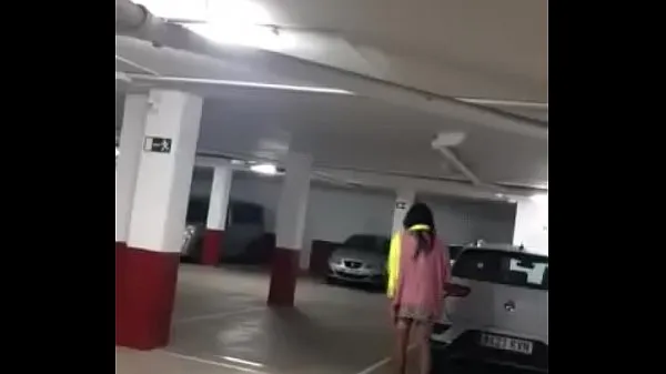 Segar Crossdresser caught in garage during masturbation Tiub saya