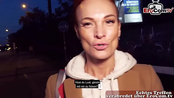 Świeże skinny redhead slut pick up at casting EroCom Date on Berlin Street mojej tubie