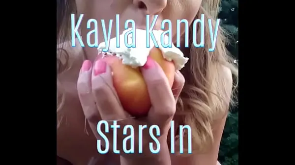 Sveže Kayla Kandy gets messy with whip cream moji cevi