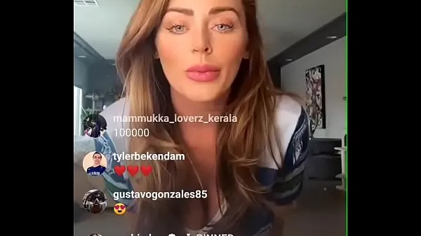 मेरी ट्यूब Busty Brit Sophie Dee Chats With Her Fans ताजा