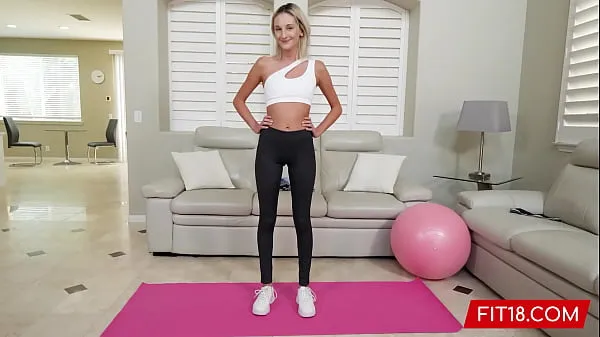 Tuore FIT18 - Tallie Lorain - Casting Under 100lb Super Skinny Blonde For Fitness Shoot - 60FPS tuubiani