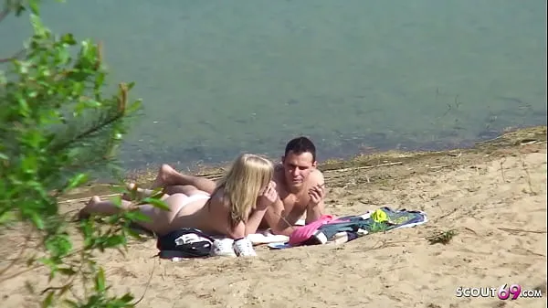 Färsk Real Teen Couple on German Beach Voyeur Fuck by Stranger min tub
