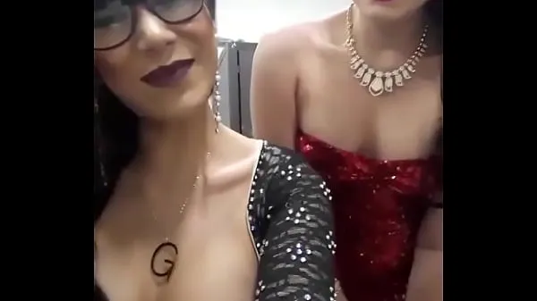طازجة Gisele Montes and Mia Marin greet Colombian Beauties أنبوبي