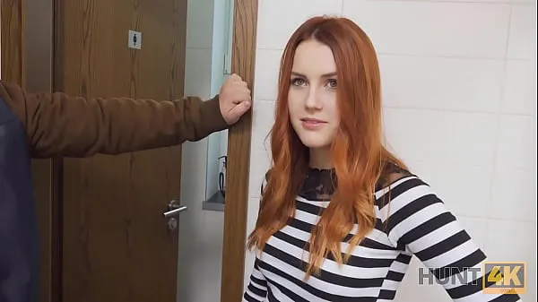 Segar HUNT4K. Belle with red hair fucked by stranger in toilet in front of BF Tiub saya
