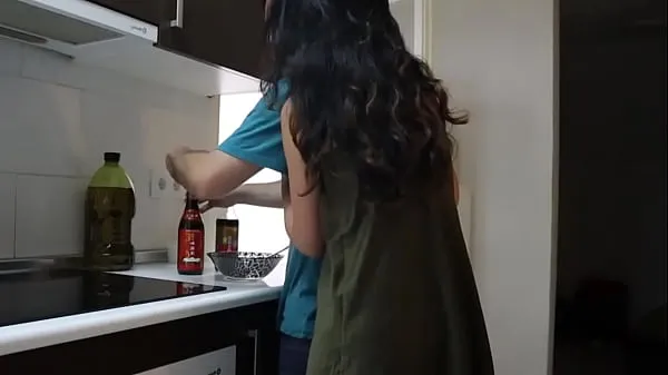 میری ٹیوب Chinese beauty fell in love with a big cock while studying abroad, and was fucked wildly in the kitchen by a foreign friend while her boyfriend was not there تازہ