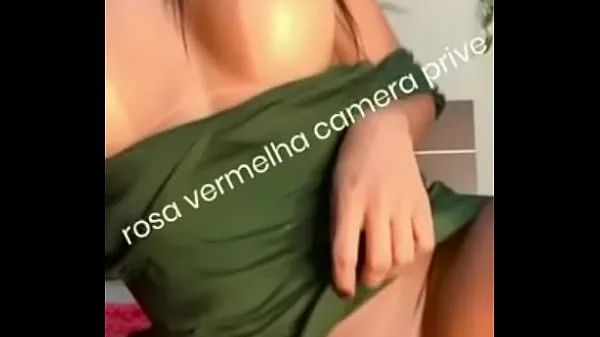 Fresco Little green dress without panties on the bed wanting red rose cock meu tubo