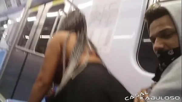 Frisk Taking a quickie inside the subway - Caah Kabulosa - Vinny Kabuloso mit rør