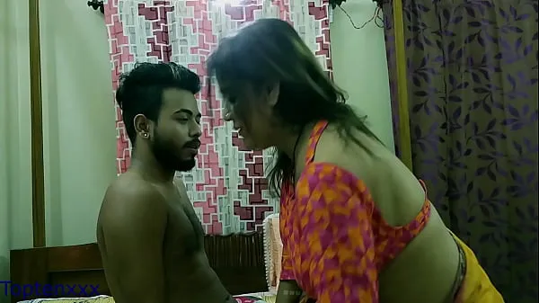 Frisk Bengali Milf Aunty vs boy!! Give house Rent or fuck me now!!! with bangla audio mit rør