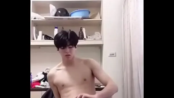 Frais Beau garçon coréen se masturbe seul devant sa webcam mon tube