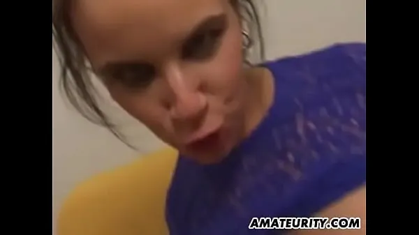 Segar Slutty amateur teen girlfriend takes a lot of cocks and cum Tiub saya