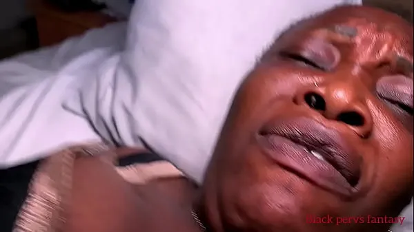 Frisk POV anal Nigerian milf mit rør