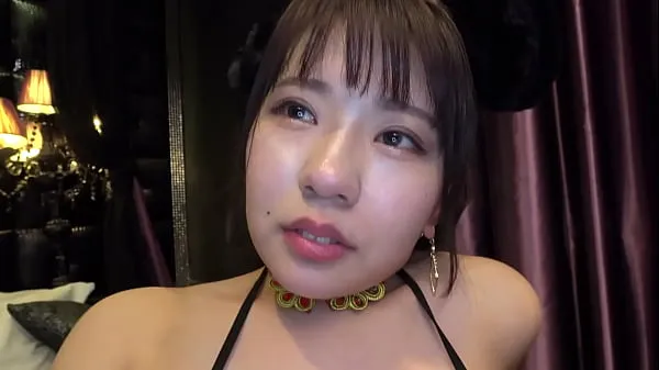 Frisk G cup big breasts. Shaved Pussy is insanely erotic. She reached orgasm not only in doggy style, but also missionary position. The swaying boobs are also erotic. Asian amateur homemade porn mit rør