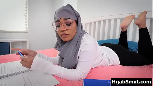 Vers Cute muslim teen fucked by her classmate mijn Tube