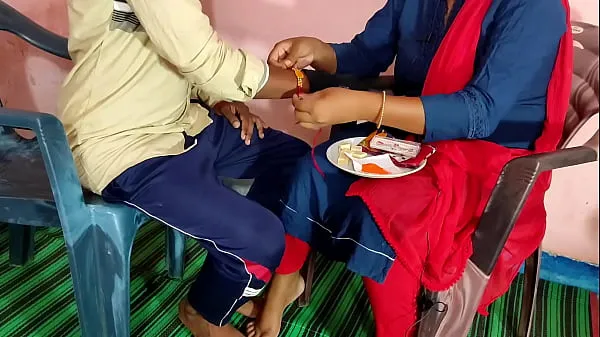 Frisk Rakshabandhan 2022 : Indian XXX Didi asked for a big cock for her pussy as a gift from her mit rør