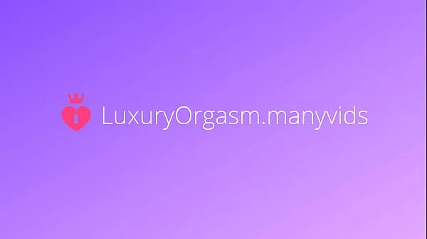 新鲜Sexy roommate in arousing lingerie moans with orgasms - LuxuryOrgasm我的管子