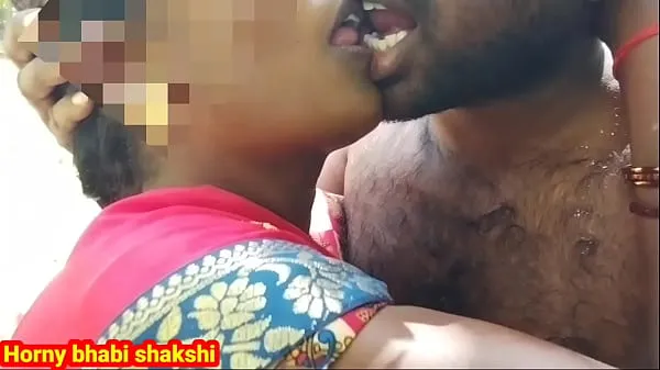 Friss Desi horny girl was going to the forest and then calling her friend kissing and fucking a csövem