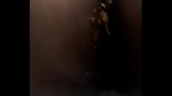 Frisk Girl in the bathroom after anal mit rør