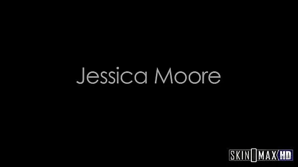 میری ٹیوب Bratty Girl Jessica Moore Gobbles the Huge Cock تازہ