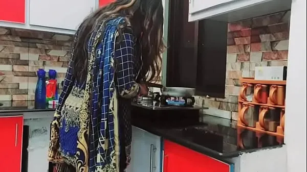 Čerstvé Indian Stepmom Fucked In Kitchen By Husband,s Friend mojej trubice