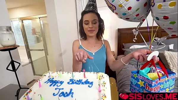 मेरी ट्यूब Joshua Lewis celebrates birthday with Aria Valencia's delicious pussy ताजा