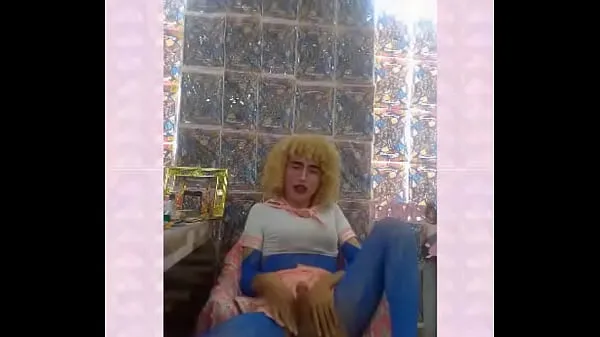 Čerstvé HANDJOB SESSIONS EPISODE 15 BLONDE AFRO HAIR BITCH GETS A BIG ERECTION, SHE LIKES TO TOUCH THAT SHEMALE CLIT (FIND ME AS SIXTO-RC ON XVIDEOS FOR MORE CONTENT mé trubici