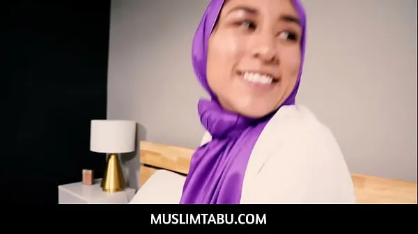 Sveže MuslimTabu - Horny Perv Peeps On Beauty Babe In Hijab Vanessa Vox moji cevi
