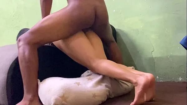 Tuore College student gets fucked by her boyfriend when she gets home tuubiani