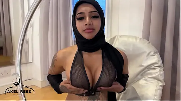 Čerstvé ARABIAN MUSLIM GIRL WITH HIJAB FUCKED HARD BY WITH MUSCLE MAN mojej trubice