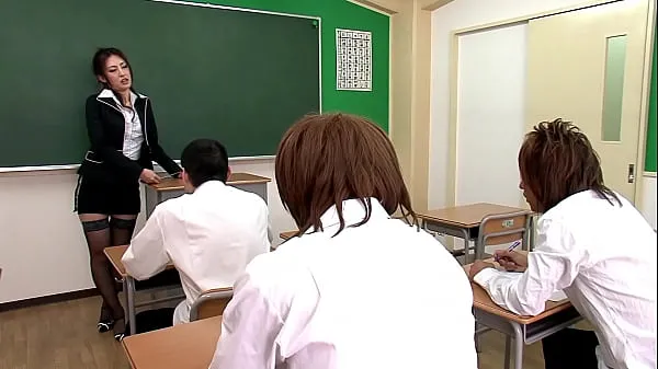 Tuore Horny asian teacher fucks some of her elderly students before heading to a gangbang club tuubiani