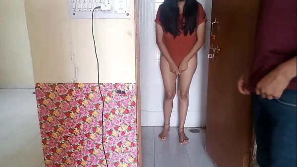 Tươi Sister-in-law called the young neighbor who was secretly watching in the bathroom and fucked him XXX Bathroom Sex ống của tôi