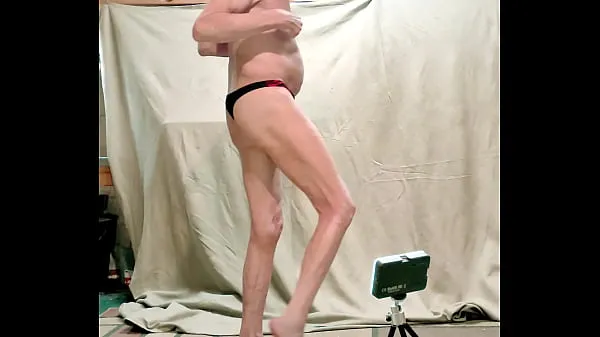 Fresco Nude Dance to show off my Bare Bottom mi tubo