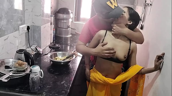 Čerstvé Hot Desi Bhabhi Kitchen Sex With Husband mé trubici