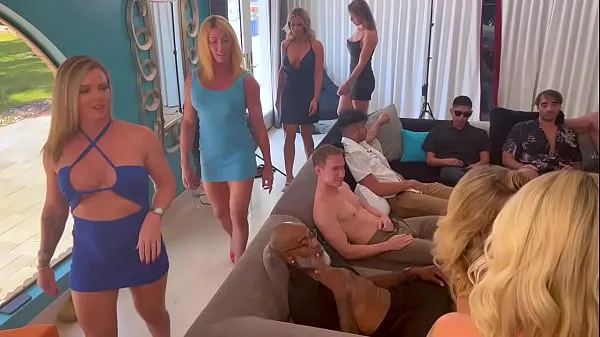สดThe Hotwife Tour Vegas Orgy - 9 Hotwives and 16 Cocksหลอดของฉัน