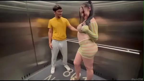Frisch All cranked up, Emily gets dicked down making her step-parents proud in an elevator meiner Tube