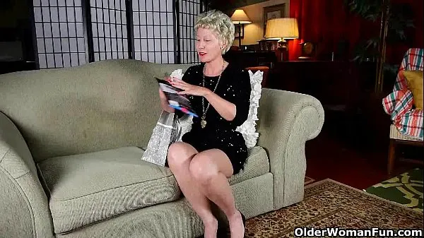 Fresh Mature mom can't resist her pantyhose fetish my Tube